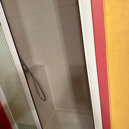 Les De 木屋 *
